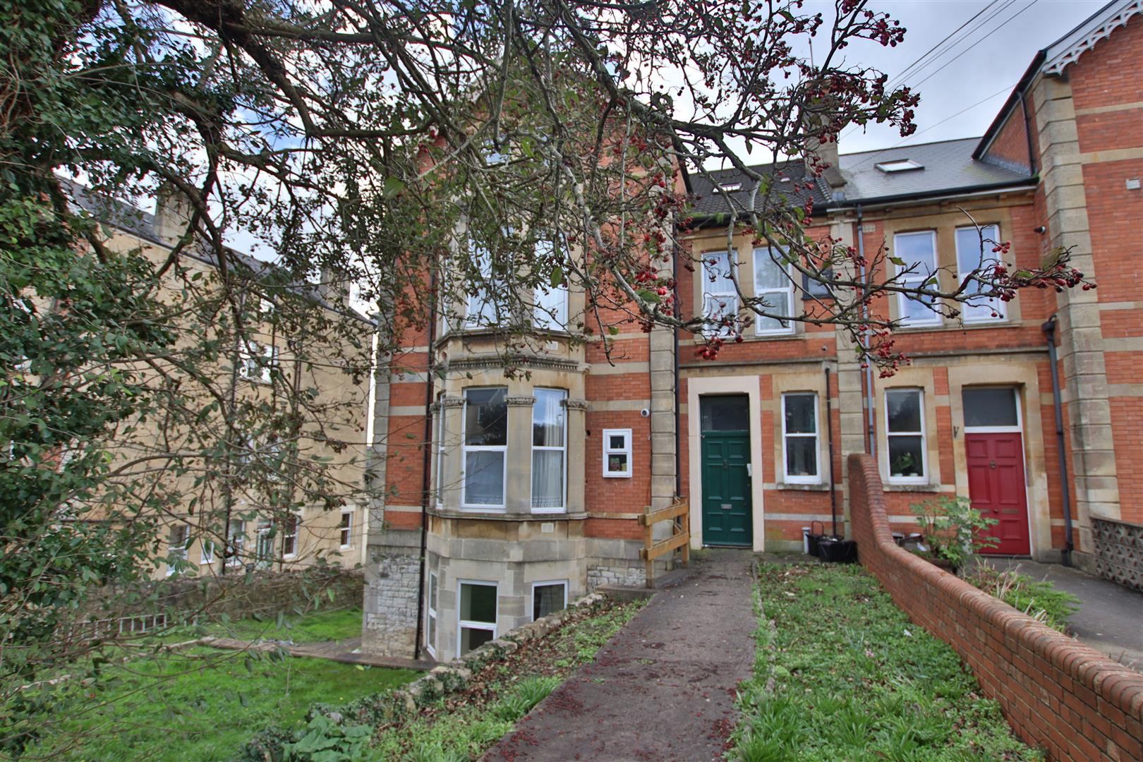 Newbridge Hill, Bath, BA1